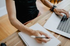 我是香港用户，近期无法前往澳门，如何使用吉祥体育的相关产品？